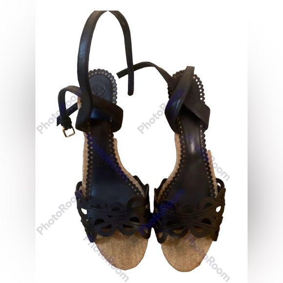 Tory Burch wrap around ankle sandles - Picture 2 of 3